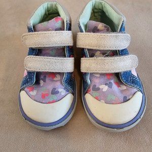 See Kai Run - Girls Heart and Pink Tie Die  Sneakers - Toddler Size 7T
